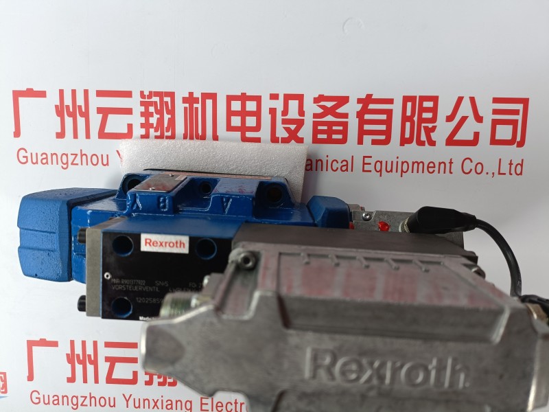 全新正品比例閥R900721116 4WRZE16W8-150-7X/6EG24N9ETK31/F1D3M 全新正品比例閥R900721116 4WRZE16W8-150-7X/6EG24N9ETK31/F1D3M 印度進(jìn)口力士樂(lè)原裝液壓閥R900424277 DBDS20P1X/200